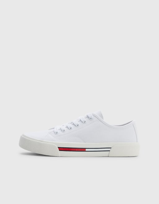 Tommy Jeans – Leinen-Sneaker in Weiß mit niedrigem Schaft 