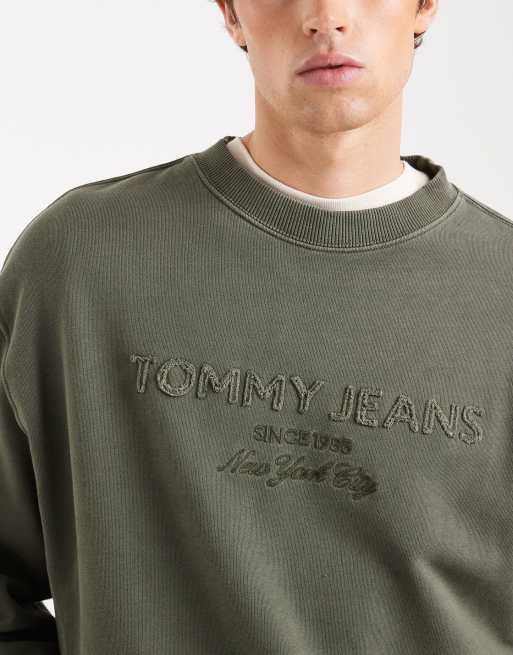 Tommy Jeans – Lifted – Classic-Fit-Sweatshirt in Dunkelgrün mit mittigem Logo, 5 von 5