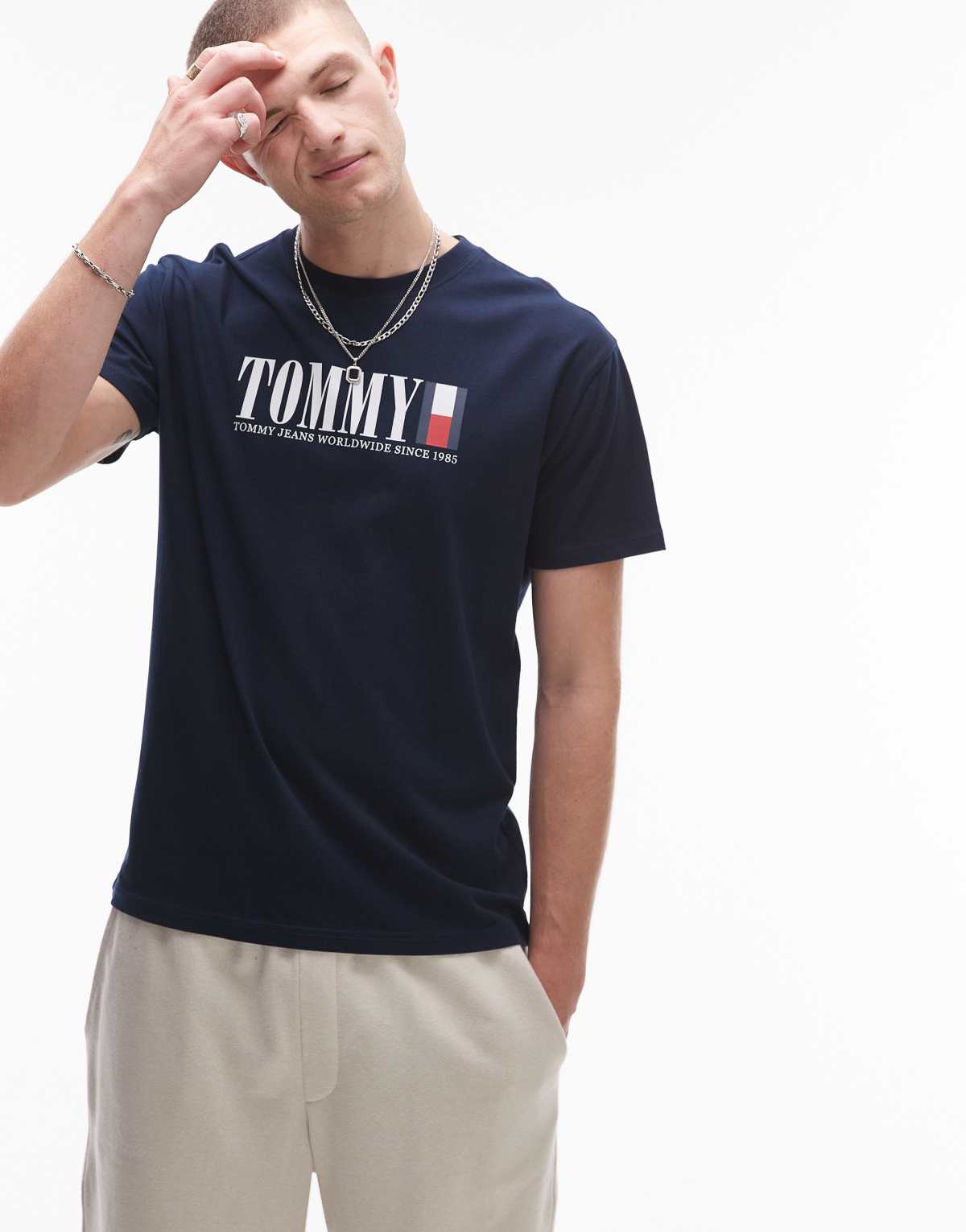 Tommy Jeans linear flag logo t-shirt in navy