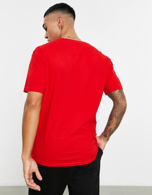 Tommy Jeans linear logo classic fit t-shirt in red, 2 of 4