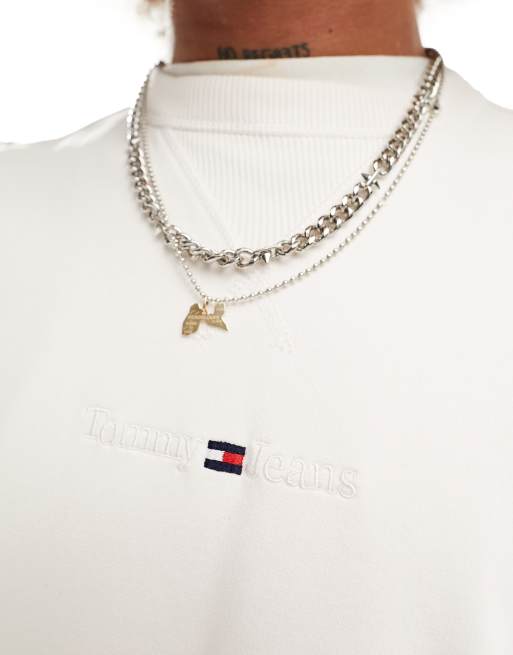 Tommy Jeans linear logo relaxed boxy garment dyed sweatshirt in white, 2 of 4
