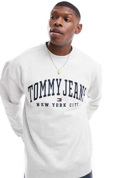 Tommy Jeans – Ljusgrå sweatshirt med collegelogga - view 1