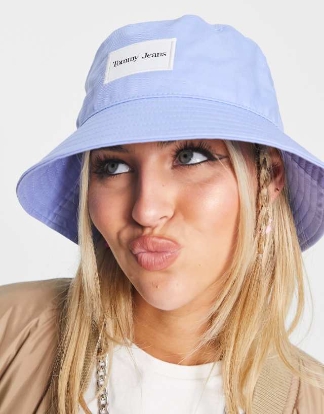 Tommy Jeans logo bucket hat in light blue