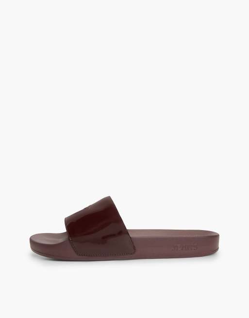 Tommy Jeans Logo claquettes vernies en velours bordeaux, 7 de 7