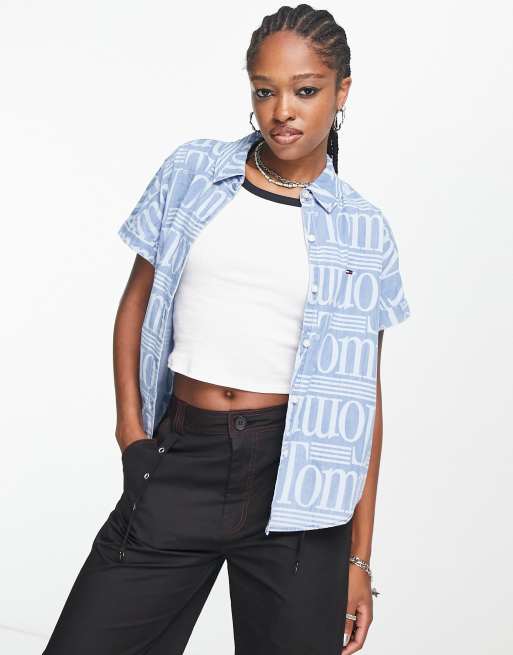 Tommy Jeans logo cropped shirt in chambray