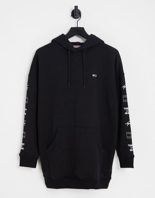 Tommy Jeans logo hoodie in black | ASOS