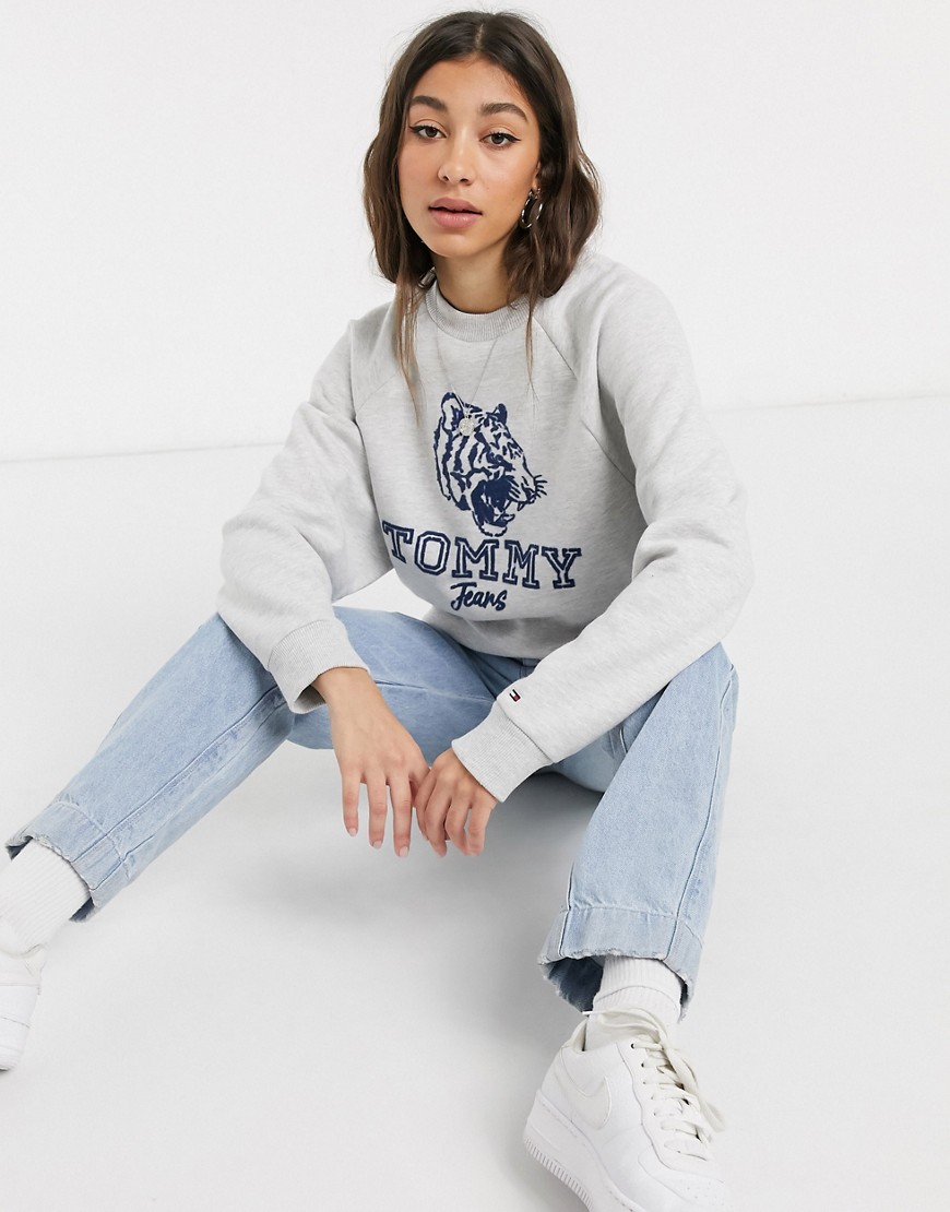 Tommy Jeans logo raglan sweatshirt in grey-White