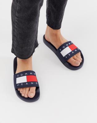 كلمة كرز نسبيا tommy jeans sliders 