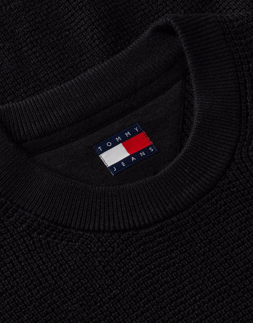 Tommy Jeans Logo waffle knit crew neck jumper in black, 6 of 6