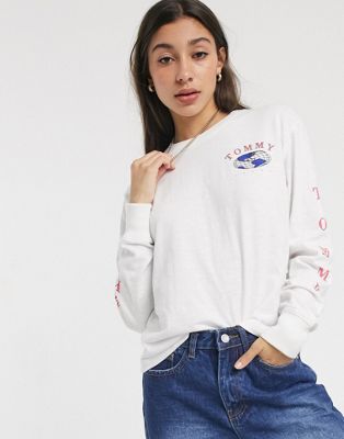 Tommy Jeans long sleeve globe t-shirt-White