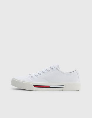 Tommy Jeans low cut canvas trainers in white