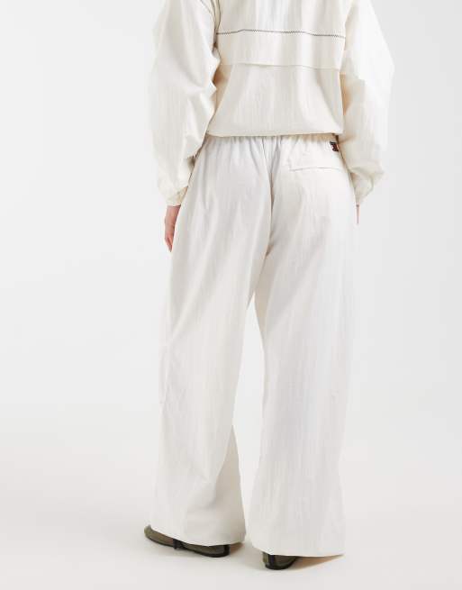 Tommy Jeans low rise parachute pants in white - part of a set, 4 of 5