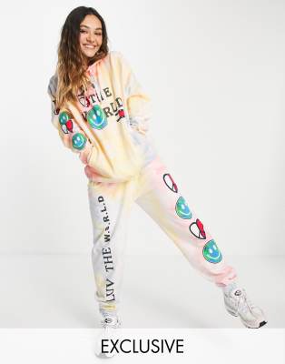 Tommy Jeans- Luv the world - Tie-dye hoodie, deel van co-ord set | ASOS