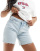Thumbnail 1 van 5