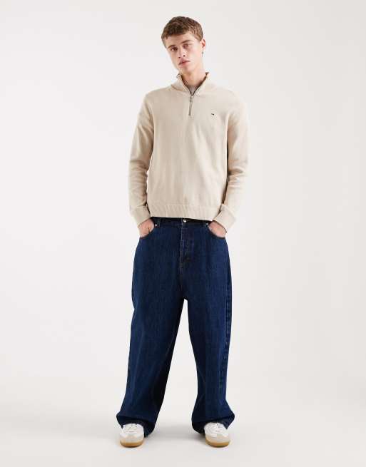 Tommy Jeans - Maglione color sabbia con zip corta e logo sul petto, 2 di 5
