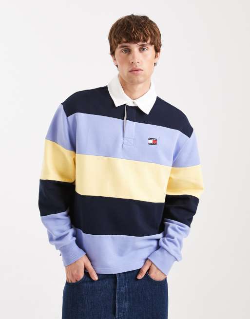 Tommy Jeans - Maglione vestibilità comoda stile rugby con bandierina del logo a righe blu navy / lilla /giallo 