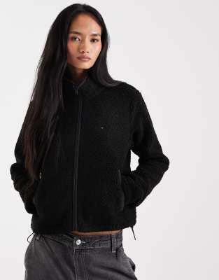 Tommy Jeans - Manteau duveteux zippé avec logo drapeau - Noir