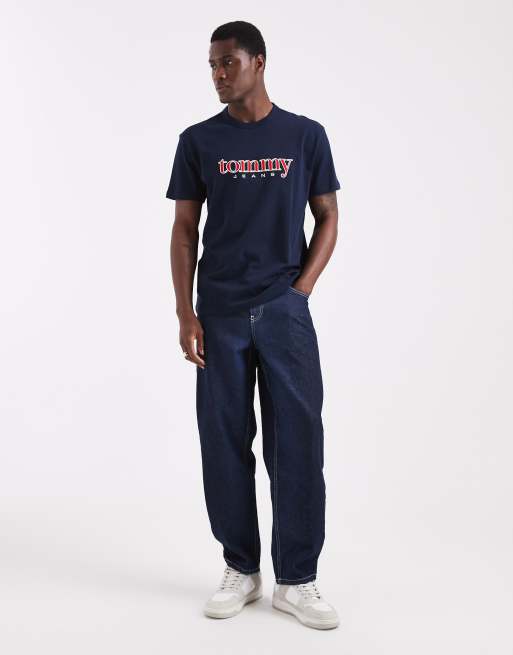 Tommy Jeans - Marineblå T-shirt med påsyet logo i regular fit, 2 af 5