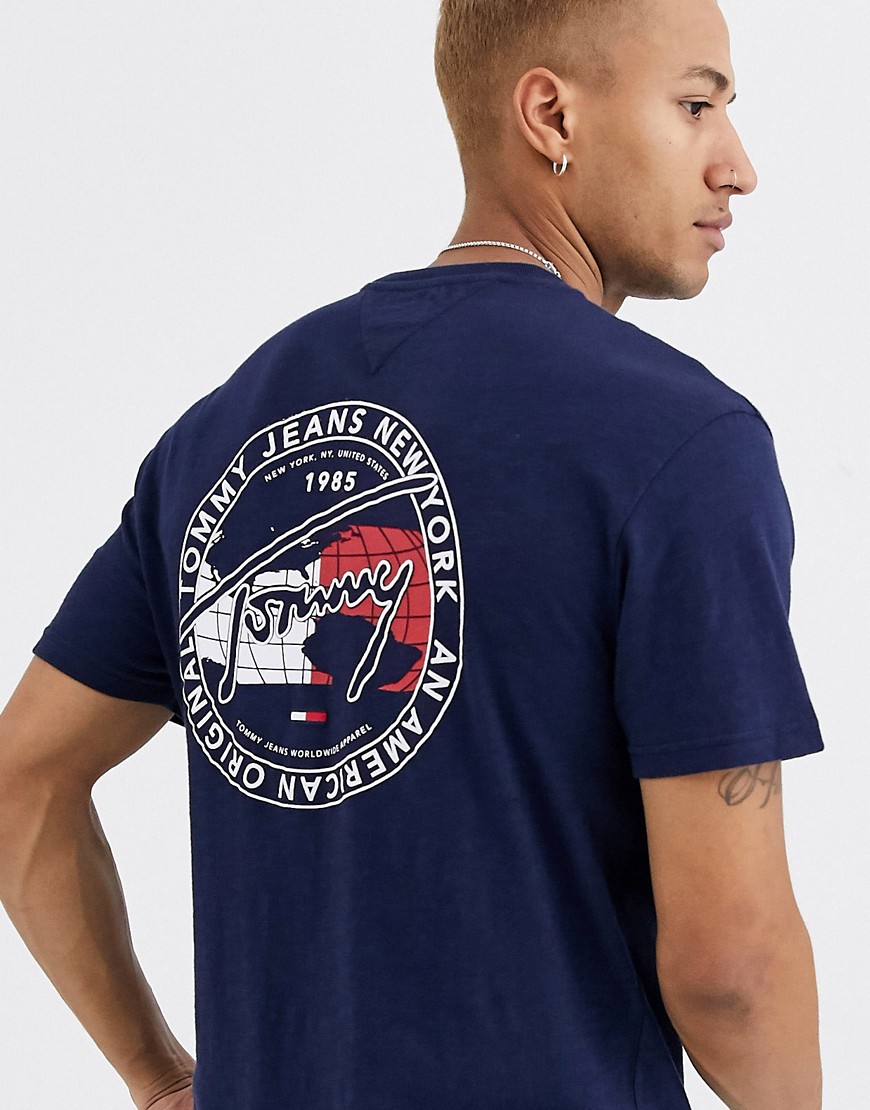 Tommy Jeans — Marineblå T-shirt med rundt logo
