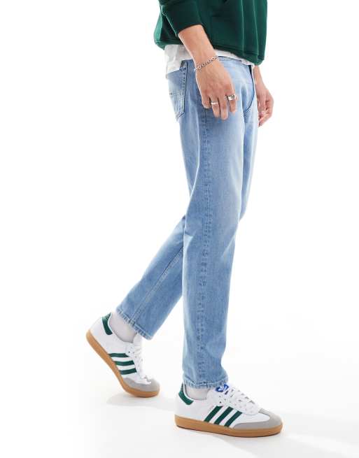 Tommy Jeans – Mellanblå avsmalnande dad jeans i regular fit, 3 av 5