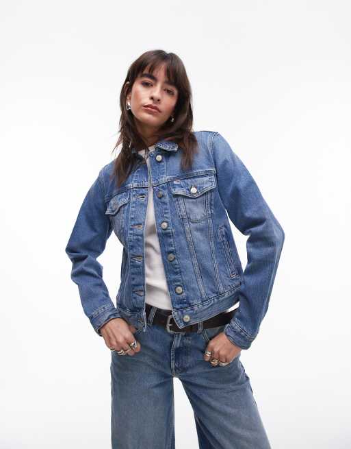Tommy Jeans – Mellanblå jeansjacka med klassisk flagga, 2 av 4