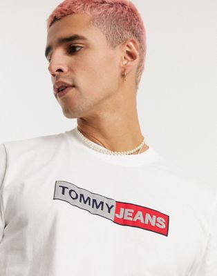 tommy jeans metallic logo t shirt