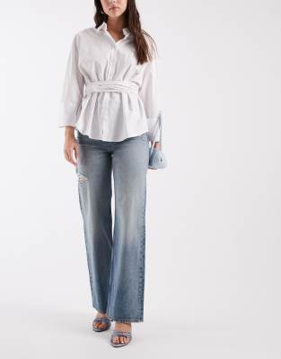 Mia - Jean droit décontracté à taille mi-haute - Bleu moyen délavé W34 L30