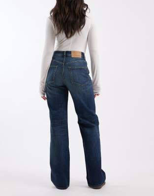 Tommy Jeans Mia Mid Rise Relaxed Straight Jeans In Blue