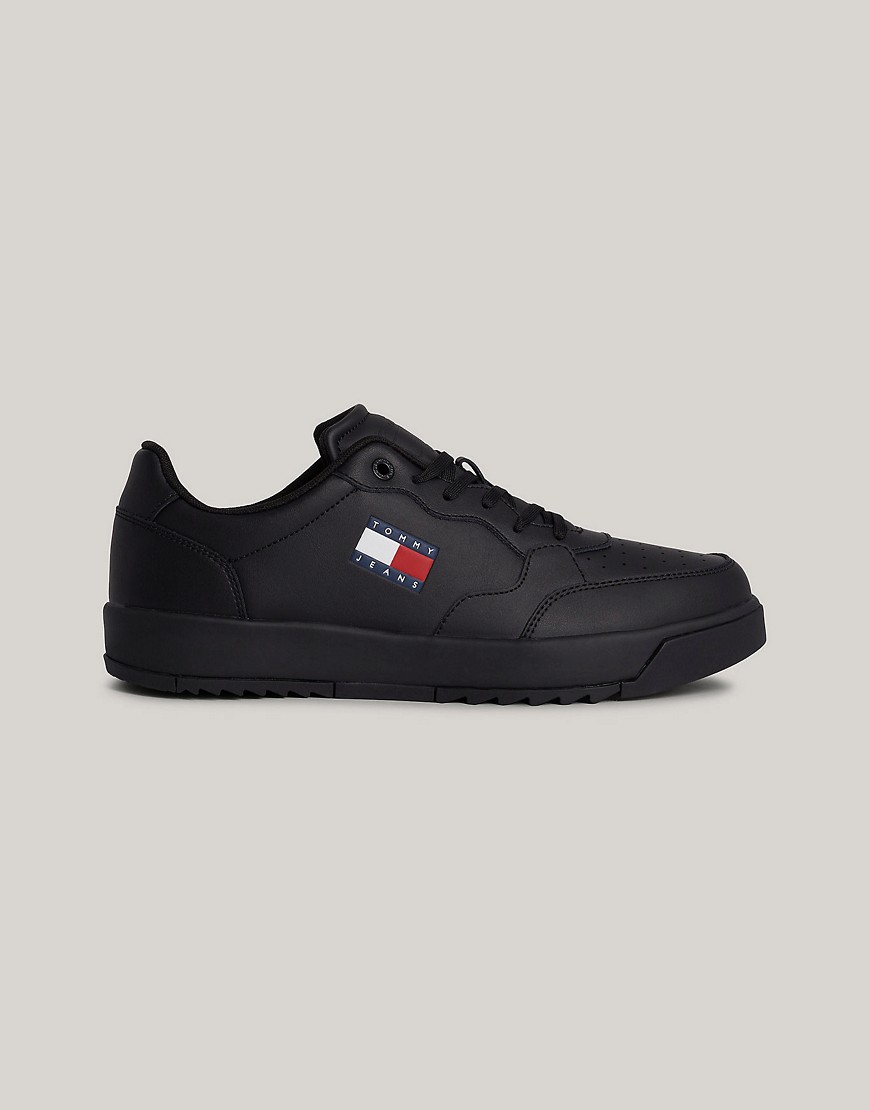 Tommy Jeans Mid Trainers in Black