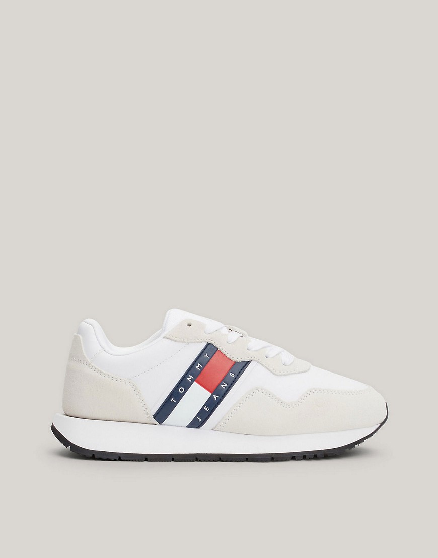 Tommy Jeans Mid Trainers in White and red