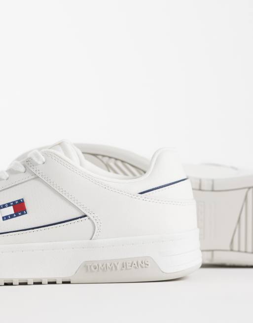 Tommy Jeans Milton leather trainers in white, 3 of 5