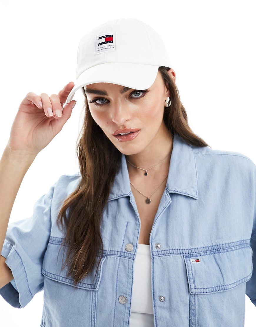 Tommy Jeans modern patch cap in white