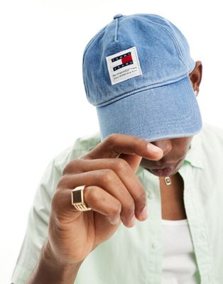 modern patch logo denim cap in mid wash-Blue