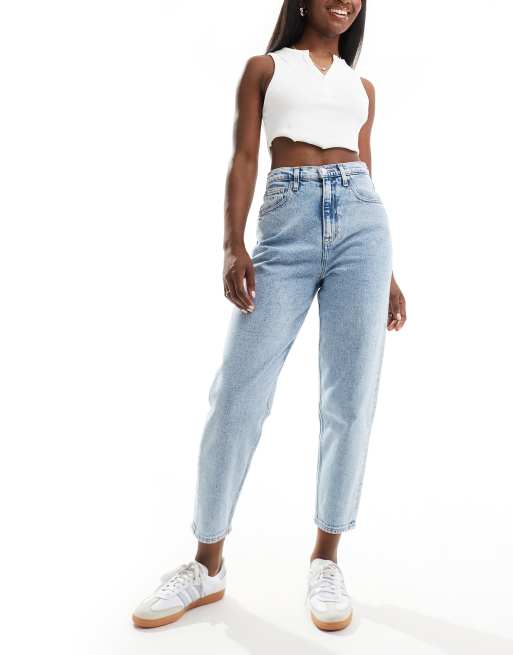 Tommy Jeans – Mom-Jeans in Blaugrau mit sehr hohem Bund