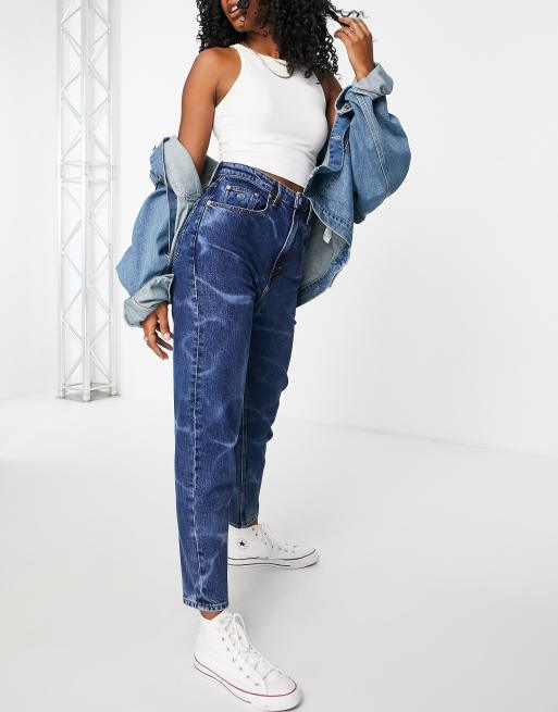 Tommy Jeans - Mom jeans met hoge taille in pool wassing