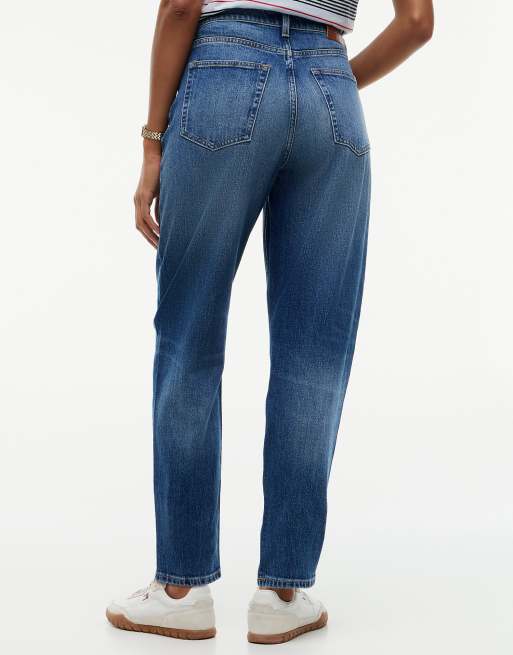 Tommy Jeans Mom-Jeans mit hoher Taille und schmal zulaufendem Bein in Dunkelblau, 6 von 7