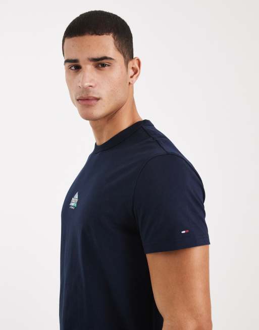 Tommy Jeans mountain peak graphic centre logo t-shirt in navy , 5 of 5