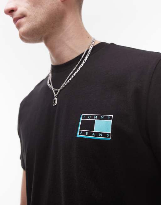 Tommy Jeans neon pop flag logo t-shirt in black, 3 of 4