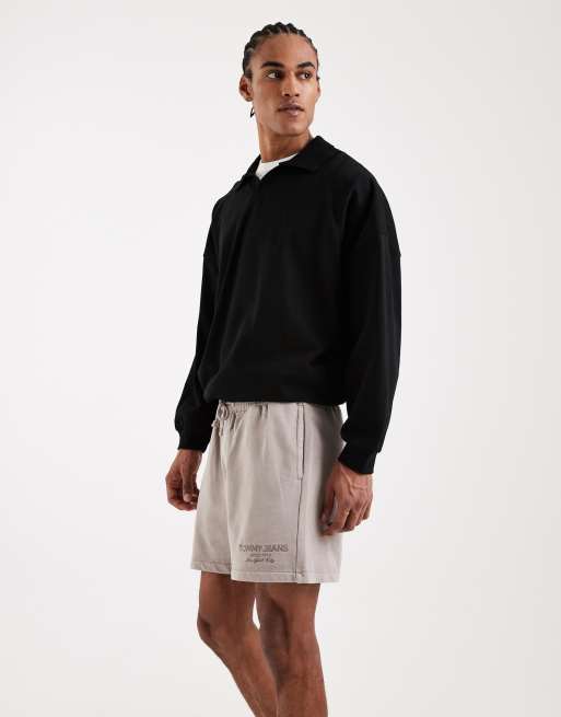 Tommy Jeans new classics jersey shorts in stone, 3 of 5