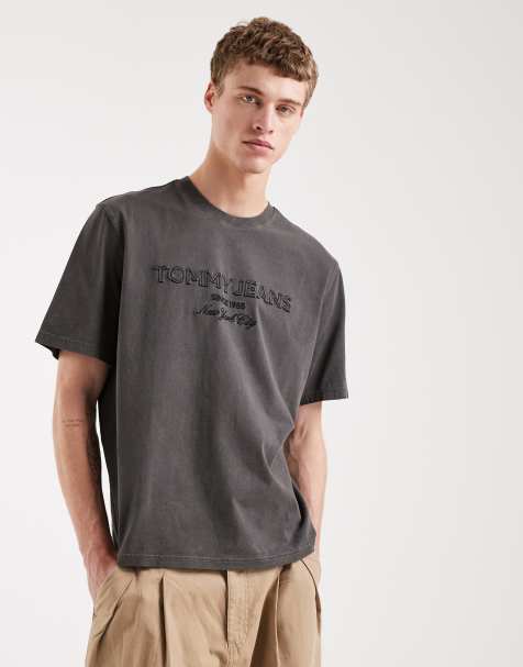 Tommy Jeans new classics t-shirt in washed black