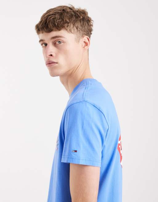Tommy Jeans – Niebieski T-shirt o prostym kroju z nadrukiem, 4 z 5