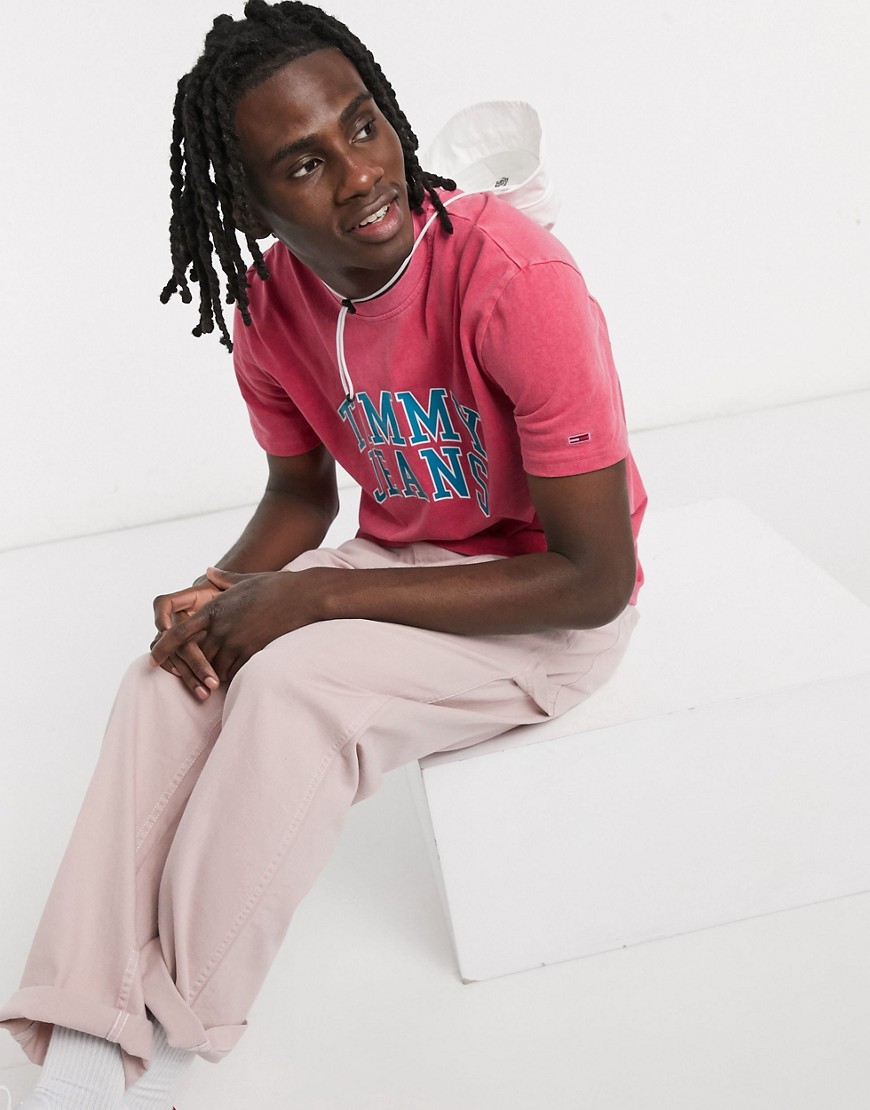Tommy Jeans - Novel - T-shirt rosa slavato con logo stile college