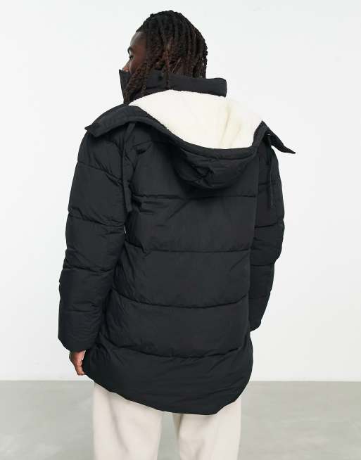 Tommy Jeans nylon badge logo multi pocket hooded puffer parka coat in black - BLACK, 2 of 4