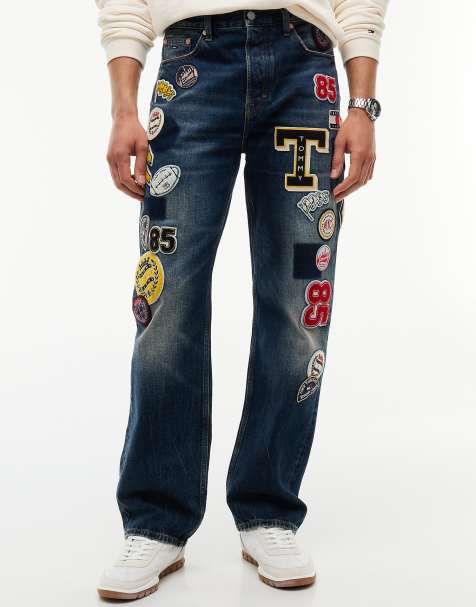 Tommy Jeans Otis Straight Multi-Logo-Jeans in Dunkelblau - view 1