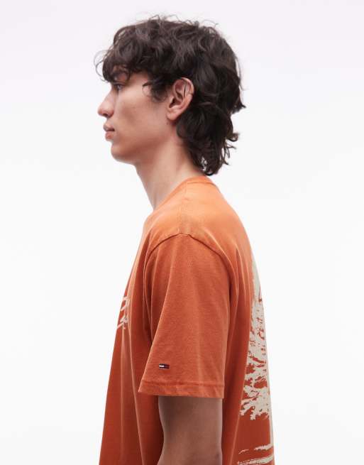 Tommy Jeans - Outdoors - T-shirt met print in oranje, 4 van 5