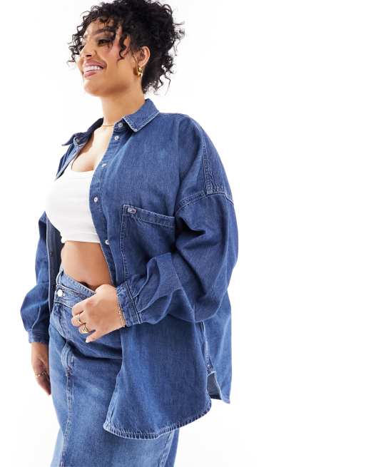 Tommy Jeans – Oversize-Jeanshemd in Blau