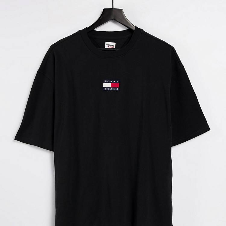 Tommy Jeans oversized crew neck flag logo t shirt in black | ASOS