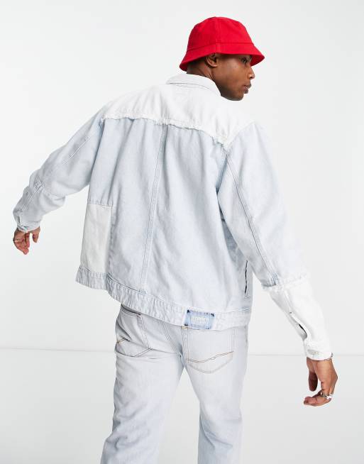 Tommy Jeans oversized denim trucker jacket in light wash, 2 of 4