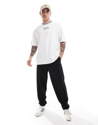 oversized t-shirt in white with tipping