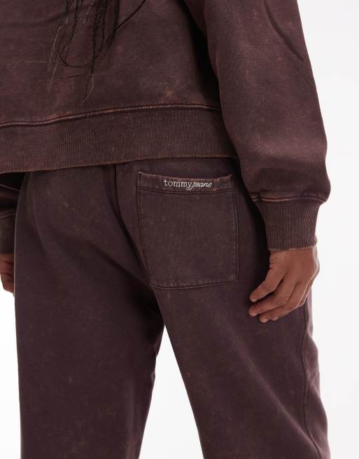 Tommy Jeans oversized trackies in washed brown, 5 of 5